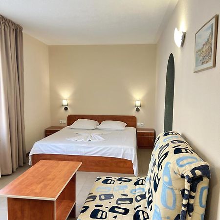 Hotel Jambo Zlatni pjasătsi Eksteriør bilde