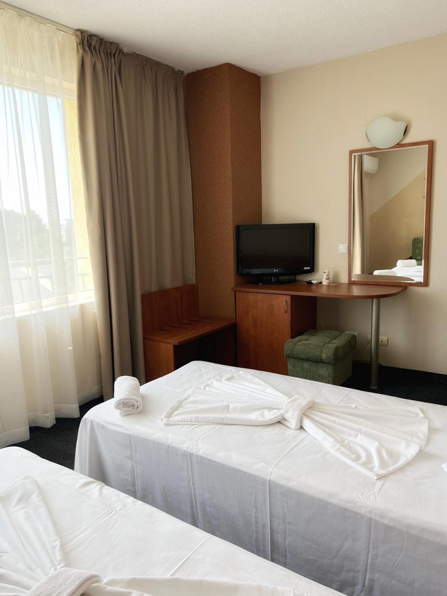 Hotel Jambo Zlatni pjasătsi Eksteriør bilde