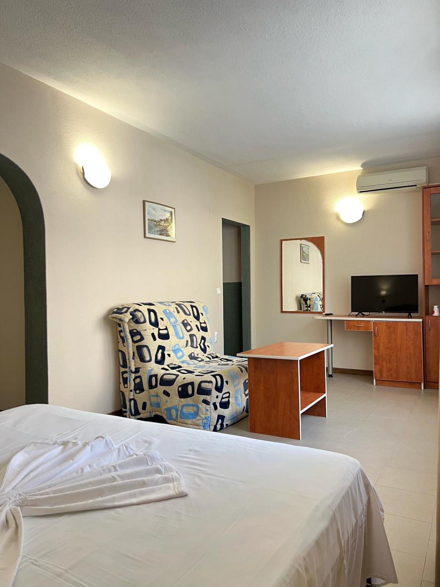 Hotel Jambo Zlatni pjasătsi Eksteriør bilde