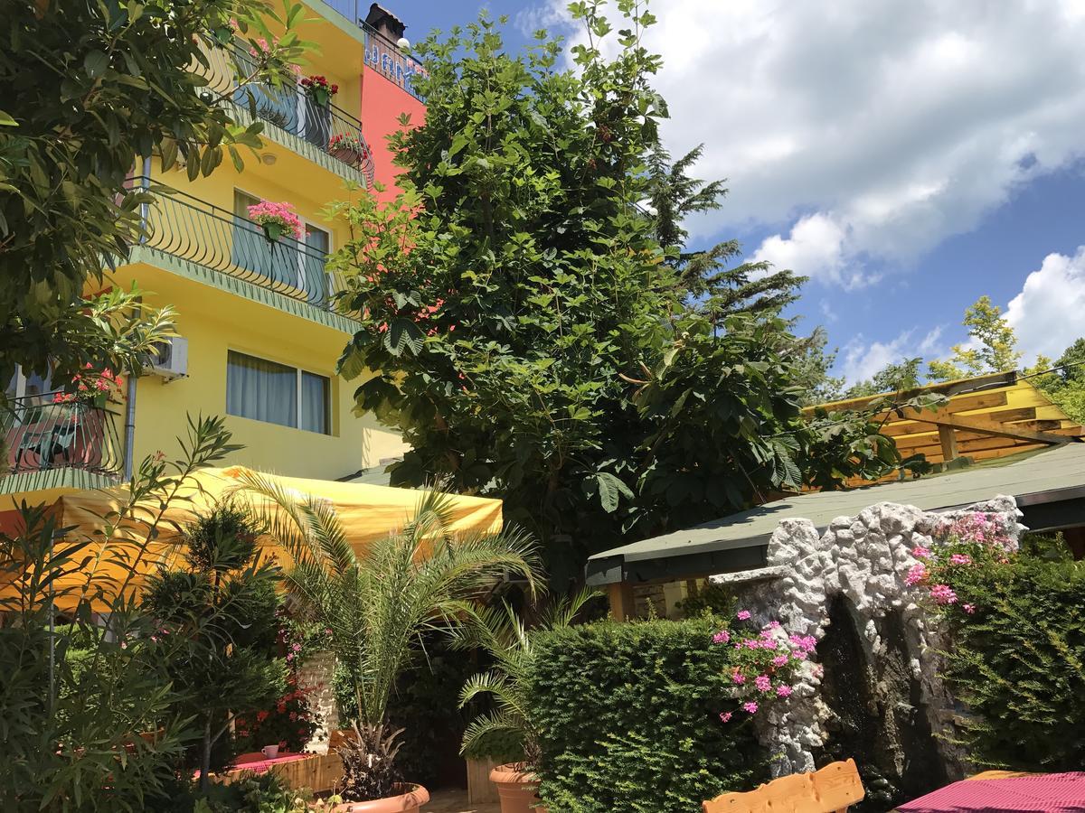 Hotel Jambo Zlatni pjasătsi Eksteriør bilde